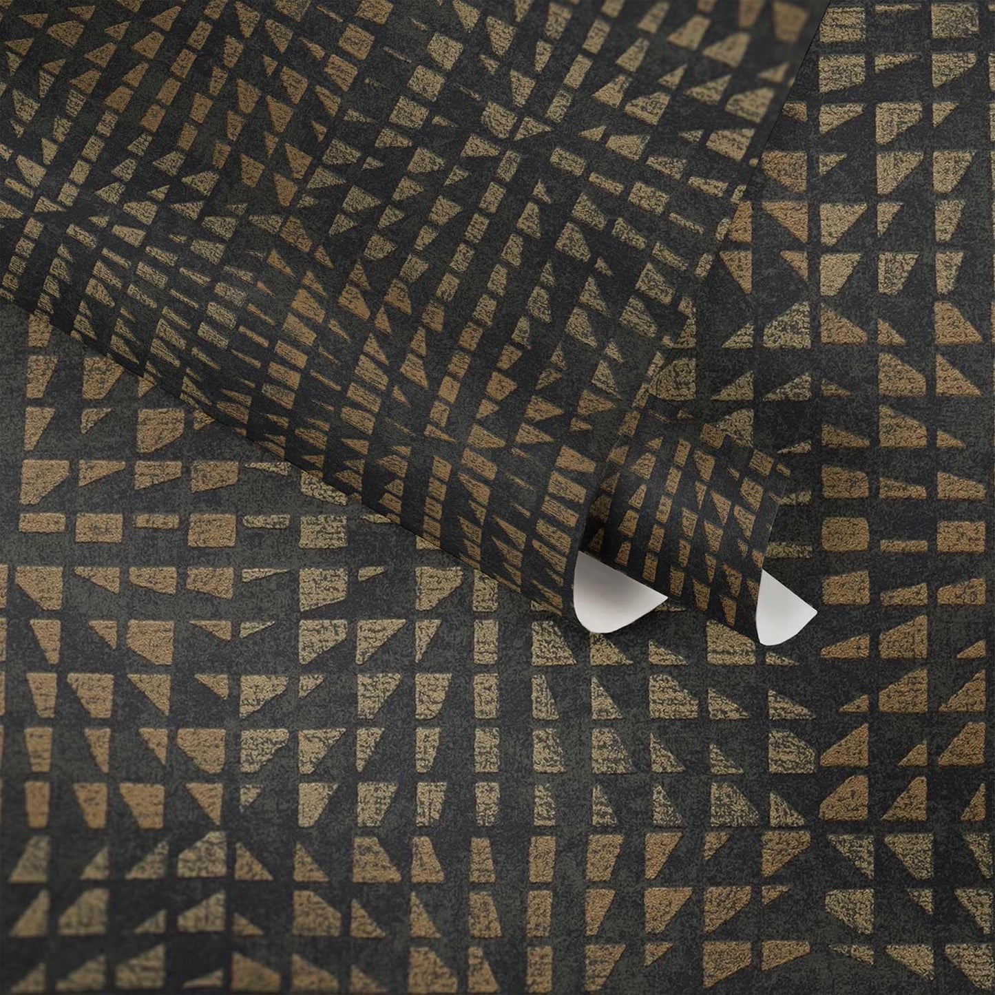 Bronze and Black Geometric Effect